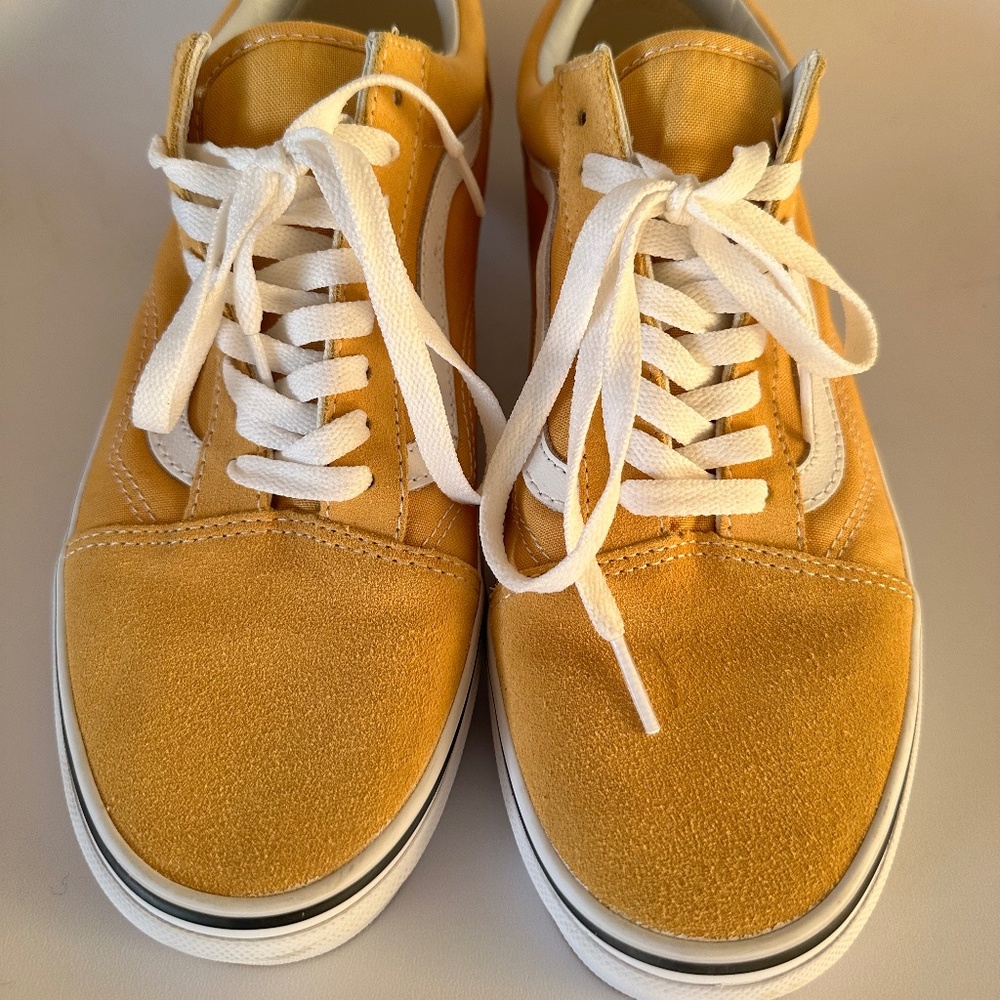 Vans Old Skool. Size 10